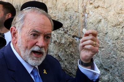 米国の新大使、「嘆きの壁」でトランプ氏の「平和」の祈り読み上げ