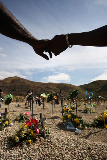 ハイチ大地震から1年、進まぬ復興