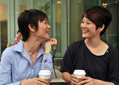 結婚の多様な形、日本でも「同性婚議論に高まりを」