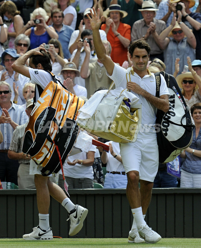 フェデラーが7年連続決勝進出、ウィンブルドン選手権