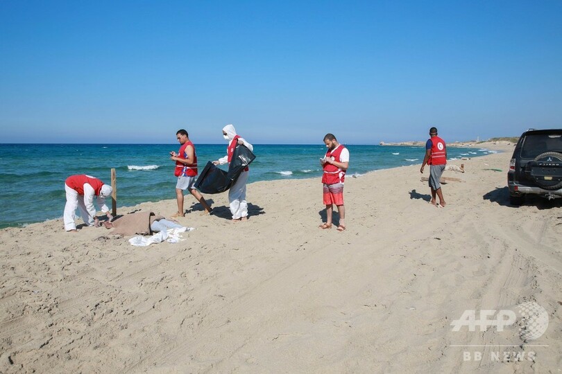 リビアで「今年最悪」の移民船沈没事故、62人の遺体収容 110人超不明