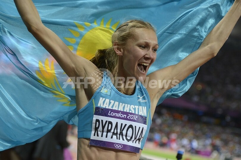 リパコワが女子三段跳びで金メダルを獲得 写真7枚 国際ニュース Afpbb News