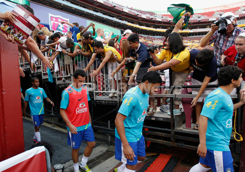 ブラジルがネイマールの活躍で米国に快勝、国際親善試合