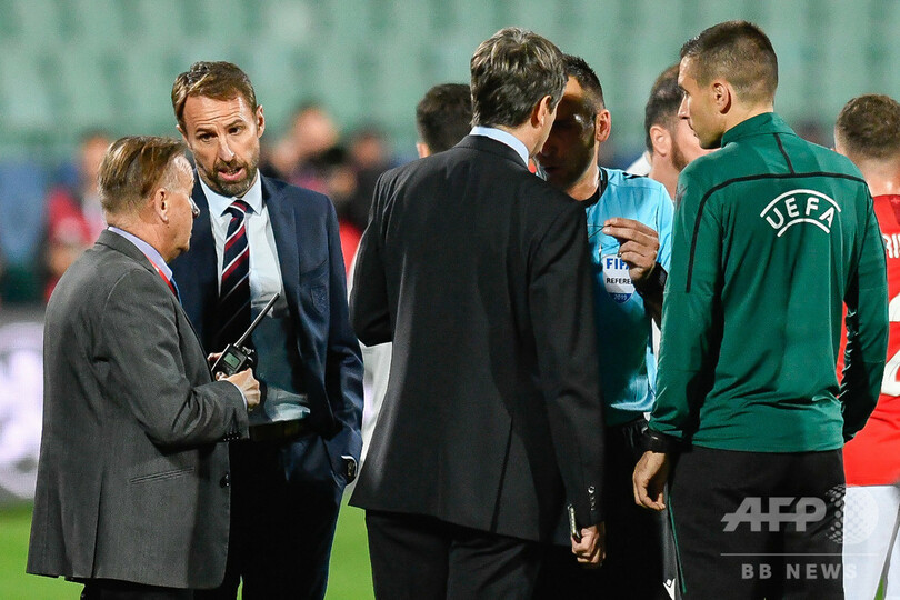 イングランド戦でファンが人種差別、ブルガリア連合会長が辞任へ