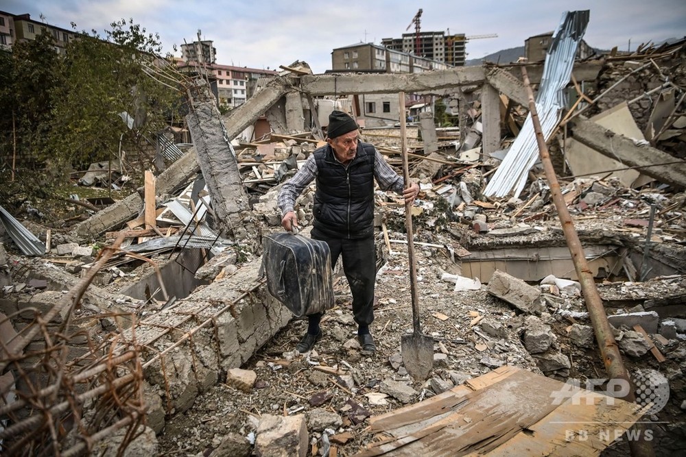 ナゴルノカラバフ、停戦後に新たな爆発 双方が非難の応酬 写真4枚 国際ニュース：AFPBB News