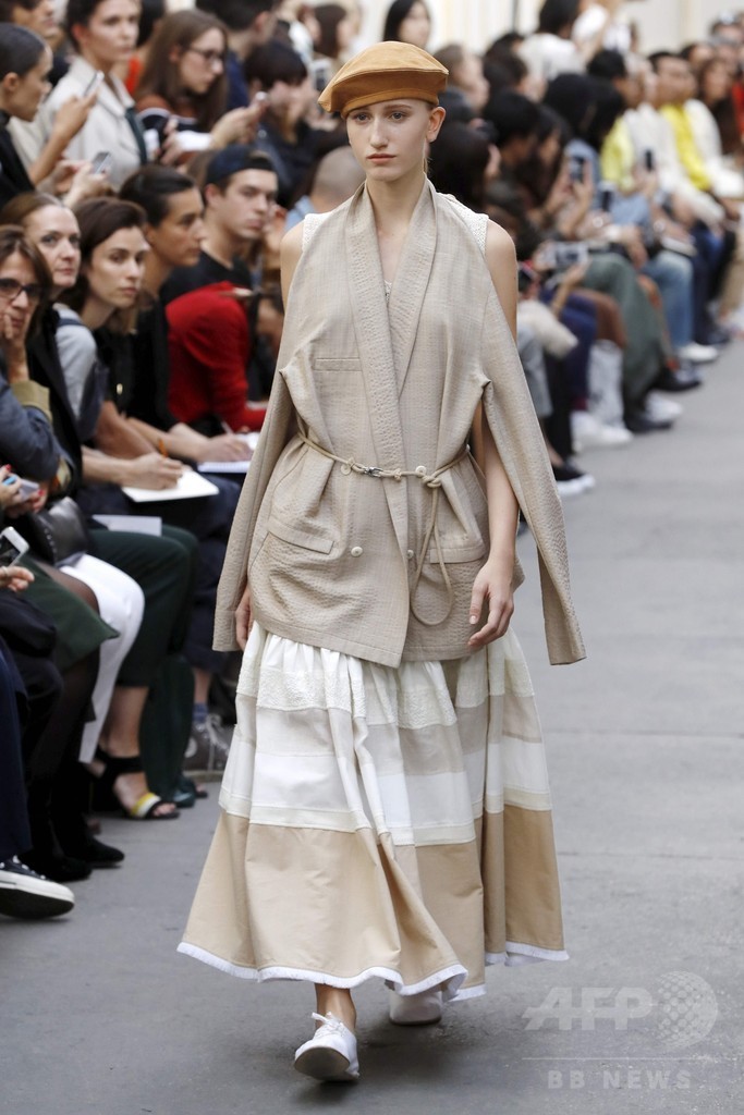 「ネヘラ」17年春夏