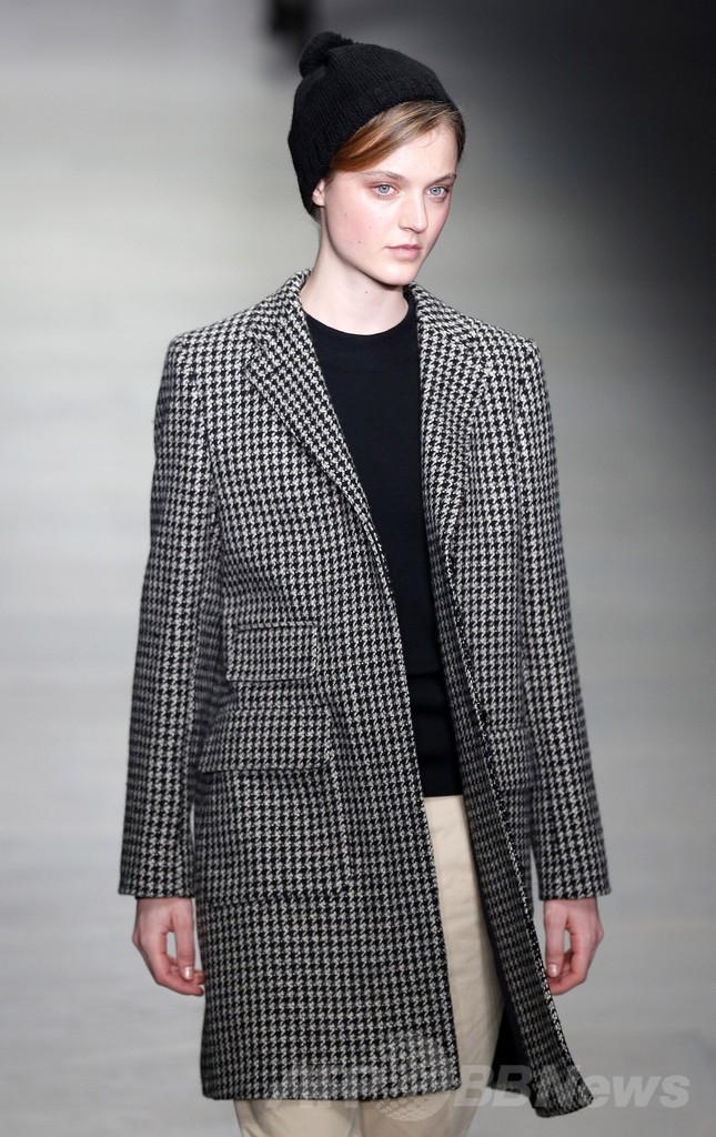 ＜14/15年秋冬ロンドンコレクション＞マーガレット・ハウエル