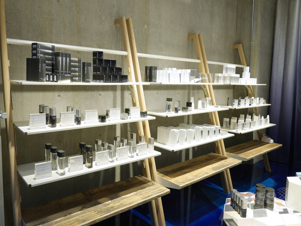 「資生堂メン」も出店、南青山にメンズセレクトショップ「レショップ」誕生