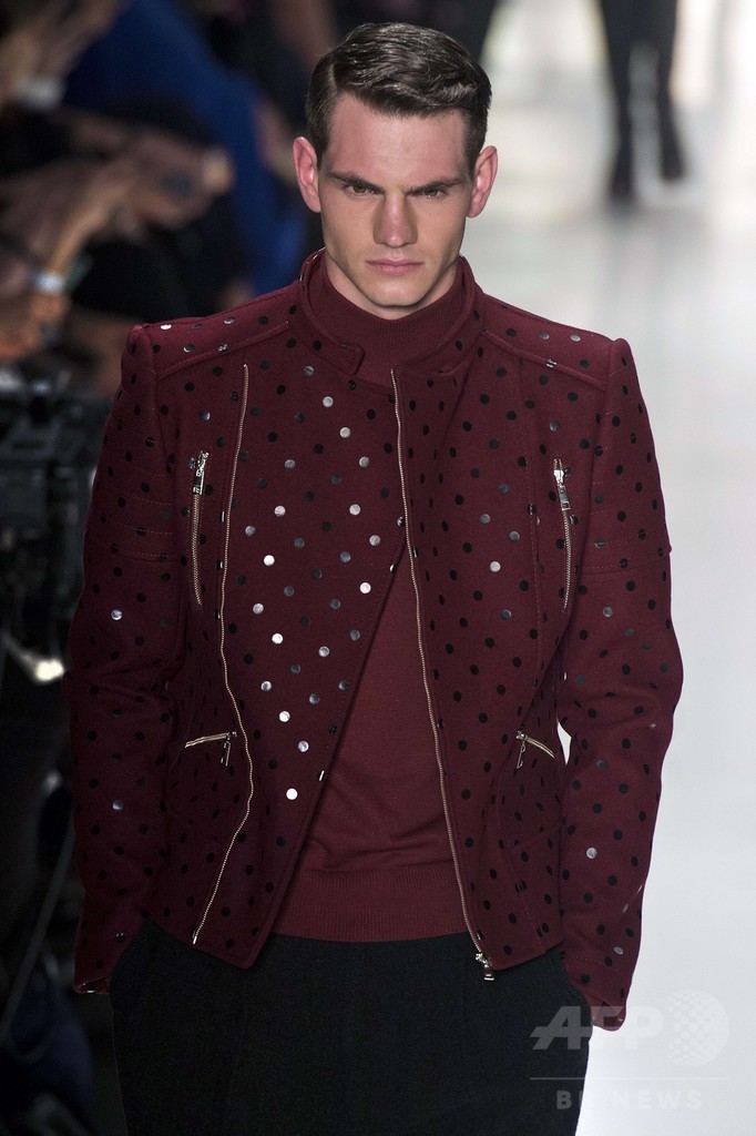 ドナテラ・ヴェルサーチもコレクション発表、「サンパウロ・ファッション・ウィーク」開催