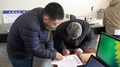捜査中の警官（撮影日不明、提供写真）。(c)CNS