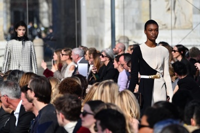 「ボッテガ・ヴェネタ」19/20年秋冬