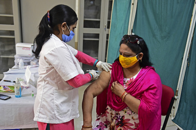 印ワクチン大手CEO、原料の禁輸解除を米大統領に「直訴」