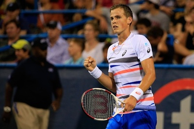 ポスピシルが第1シードのベルディハに勝利、シティ・オープン