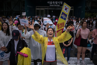 韓国軍、同性同士の性行為で兵士に禁錮6月