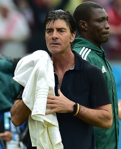 独レーブ監督、携帯故障で音のない生活