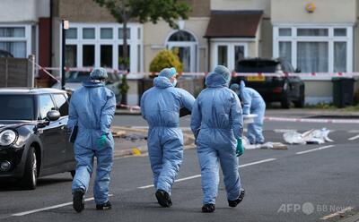 日本刀に似た刃物で少年の首「ほぼ切断」 英襲撃事件の公判で検察説明