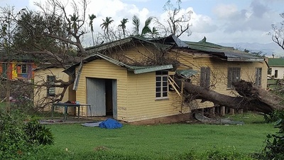 フィジー、最強サイクロンで20人死亡