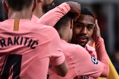 バルサが決勝T進出決定、トッテナムはケインの2Gで望みつなぐ 欧州CL