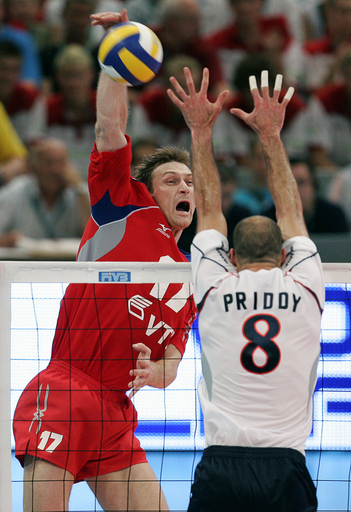 ロシア 米国を降し決勝へ