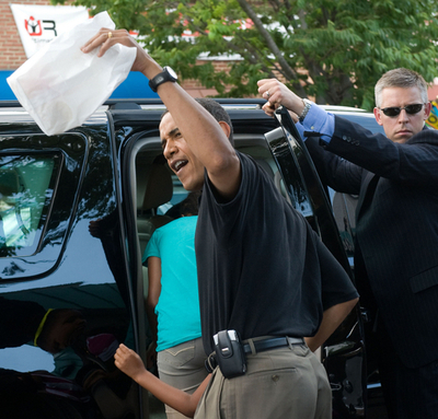 オバマ大統領一家のおやつタイム、アイス買うのも一苦労！