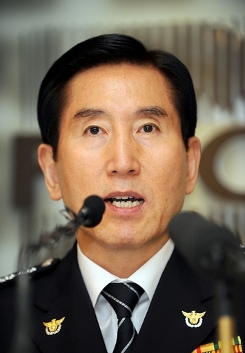 通報あったのに強姦殺人防げず、韓国警察トップが引責辞任