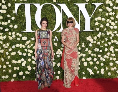 アナ・ウィンター親子、トニー賞での装いをチェック