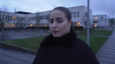 字幕：新型インフル時に副作用多数…コロナワクチンへの不安に揺れるスウェーデン