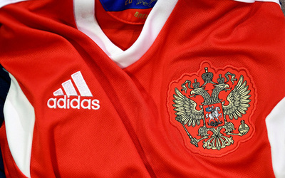 アディダス、ロシアサッカー連合とのサプライヤー契約を停止