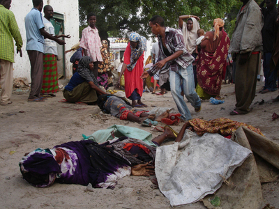 ソマリアで路肩爆弾が爆発、少なくとも20人死亡