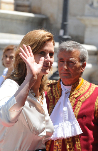 英首相夫人、G8サミットの裏側をブログで公開中