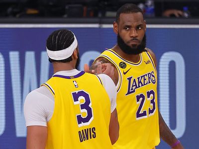 レイカーズがファイナルに王手、レブロンとデイビスが計60得点