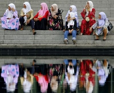 挙式せず約束違う、妻が損害賠償求めて夫を訴える