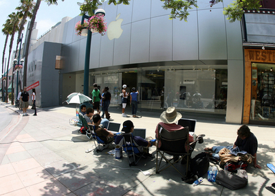 米アップル、「iPhone」発売