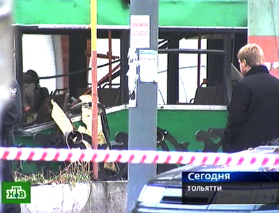 ロシア南部でバス爆発、8人死亡50人負傷