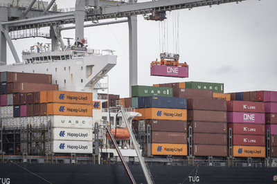 独捜査当局、コカイン35トン押収 過去最大、末端価格4400億円