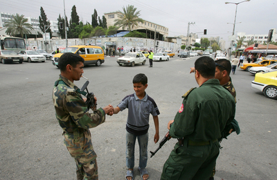 秩序回復に向け、最重要治安計画開始 - パレスチナ自治区