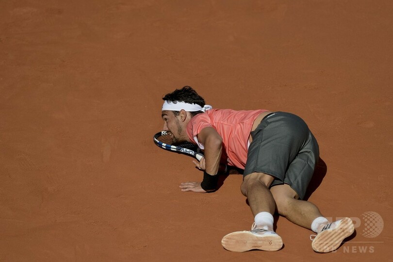 ナダル、「最悪」のプレーでフォニーニに敗れる バルセロナ・オープン