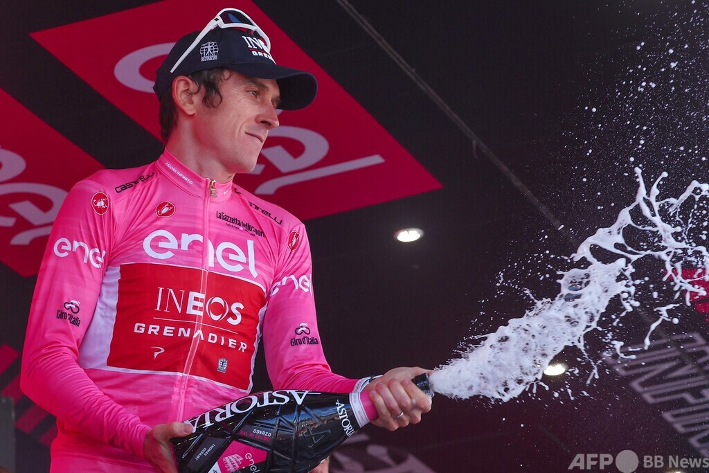 【今日のジロ】誕生日のトーマスがトップ維持 区間優勝はザナ 写真9枚 国際ニュース：AFPBB News