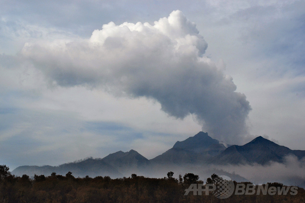 火山噴火、人為的温暖化の「減速」に一部貢献か 研究 火山噴火、人為的温暖化の「減速」に一部貢献か 研究