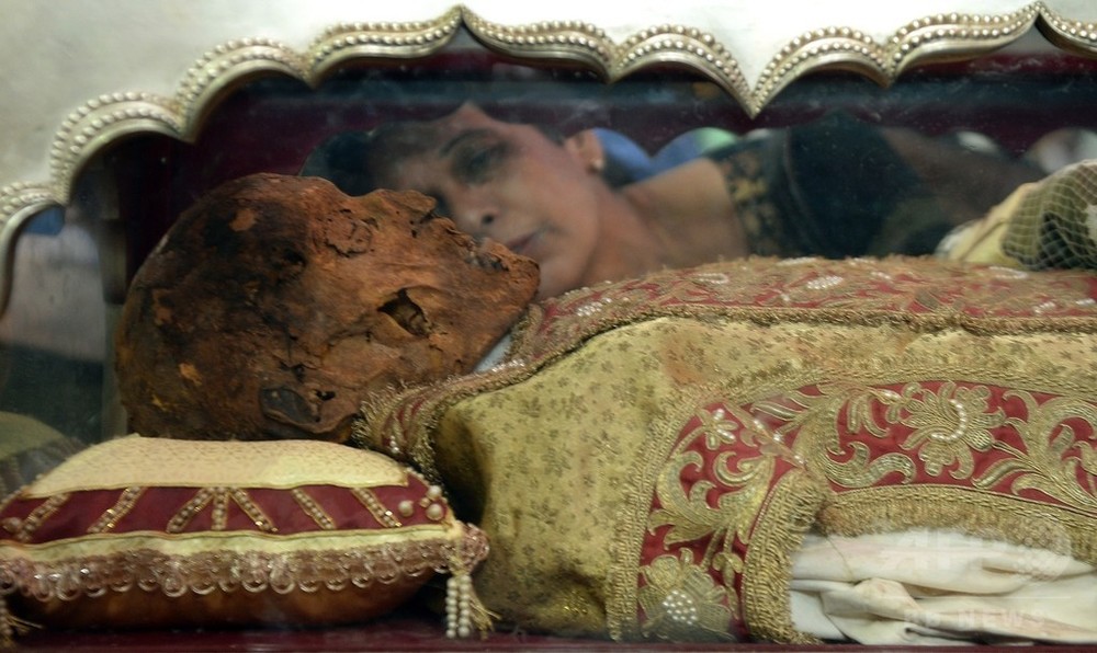 フランシスコ・ザビエルの遺体を公開、インド・ゴア 写真19枚 国際ニュース：AFPBB News
