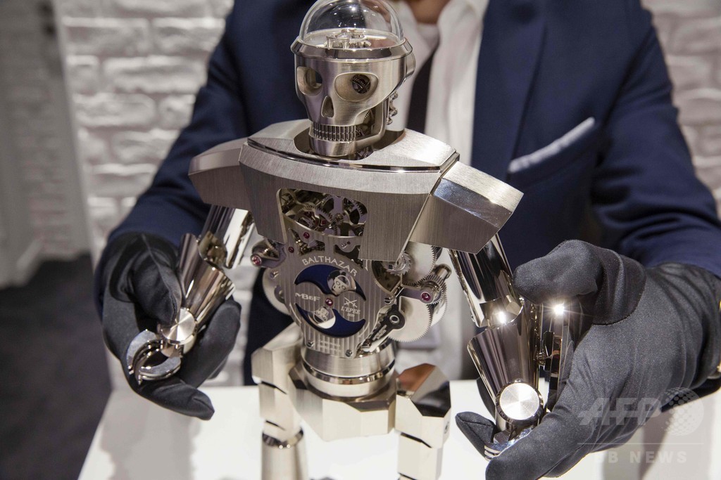 【写真特集】国際高級時計見本市「SIHH 2017」開幕
