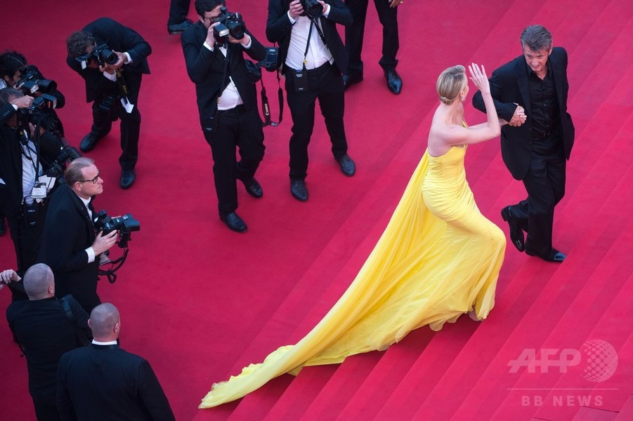 第68回カンヌ国際映画祭、2日目もさらにドレスアップしたゲストたちに注目