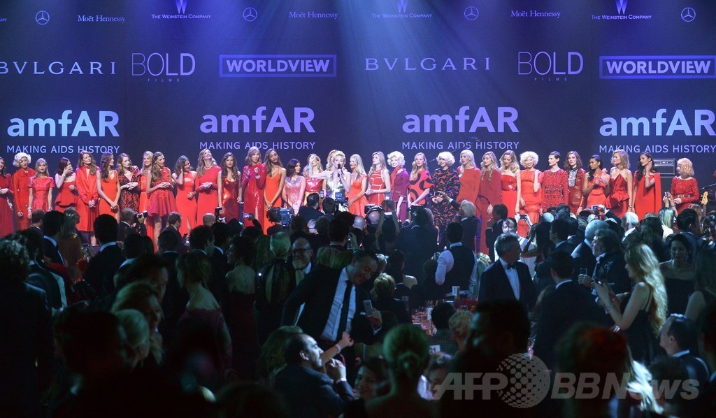 カンヌ恒例のamfARチャリティ・ガラ、豪華セレブが出席