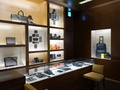13日にリニューアルオープンする「ルイ・ヴィトン（Louis Vuitton）」松屋銀座店の店内の様子（2013年9月12日撮影）。(c)MODE PRESS