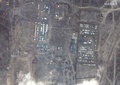 クリミア半島の訓練場に止められた軍用車両を捉えた衛星画像。米宇宙技術会社マクサー・テクノロジーズ提供（2022年2月1日撮影、同2日提供）。(c)AFP PHOTO / Satellite image @2022 Maxar Technologies