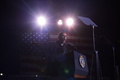 米アイオワ（Iowa）州デモイン（Des Moines）で大統領選の最後の遊説を行うバラク・オバマ（Barack Obama）米大統領（2102年11月5日撮影）。(c)AFP/Jewel Samad