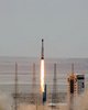 イランが行った衛星ロケット「シモルグ」の発射実験の様子。同国国防省公開（2017年7月27日公開）。(c)AFP/IRANIAN DEFENCE MINISTRY