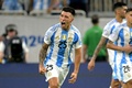 サッカーコパ・アメリカ準々決勝、アルゼンチン対エクアドル。先制点を決めて喜ぶアルゼンチンのリサンドロ・マルティネス（2024年7月4日撮影）。(c)JUAN MABROMATA / AFP