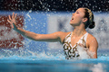 第15回世界水泳選手権（15th FINA World Championships）は24日、スペイン・バルセロナ（Barcelona）でシンクロナイズドスイミングのソロフリールーティン（FR）決勝が行われ、ロシアのスベトラナ・ロマシナ（Svetlana Romashina）が優勝した。

2位には中国の黄雪辰（Huang Xuechen）、3位にはスペインのオナ・カルボネール・バレステロ（Ona Carbonell Ballestero）が入った。

ソロFR決勝の演技に臨む乾友紀子（Yukiko Inui、2013年7月24日撮影）。(c)AFP/JAVIER SORIANO