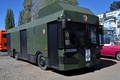 ウクライナの首都キーウで、医療大隊向けに製造された医療車（2023年5月1日撮影）。(c)Sergei SUPINSKY / AFP